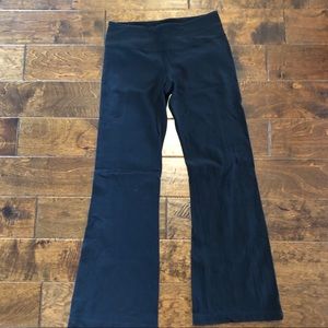 Lululemon yoga pants